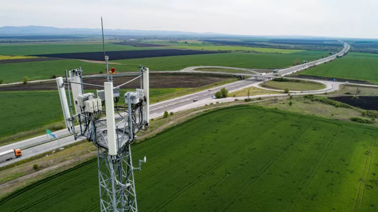 Meet het bereik en het netwerksignaal van het mobiele netwerk